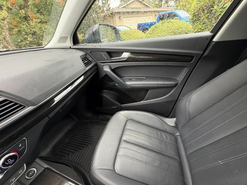 Used 2018 Audi Q5 Prestige AWD/4WD image 10