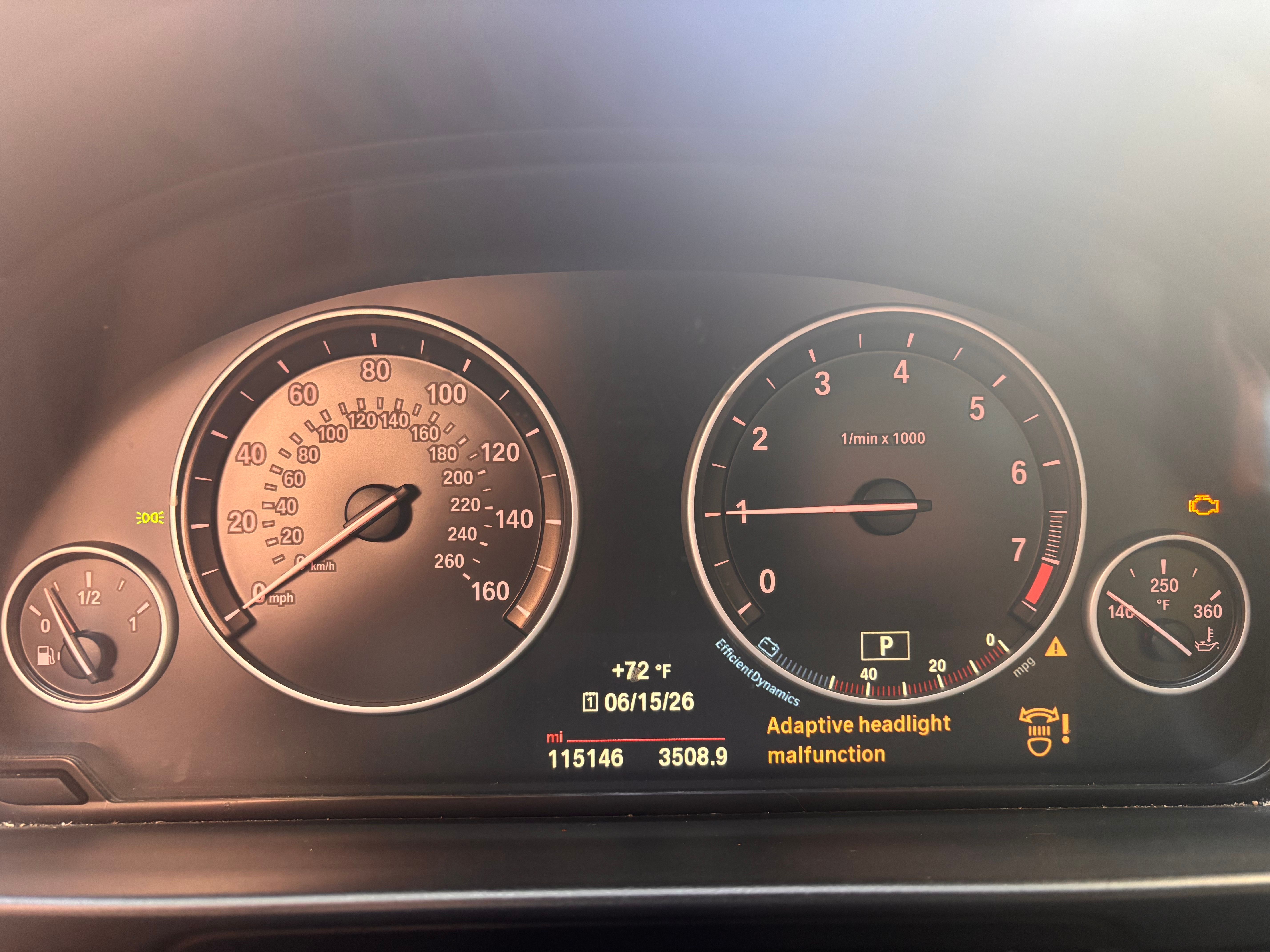 Used 2015 BMW 528i xDrive Sedan AWD/4WD image 11