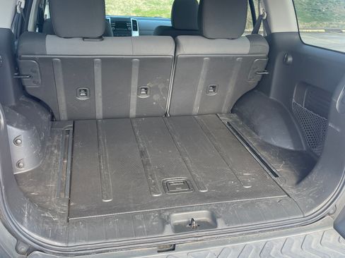 Used 2013 Nissan Xterra S image 15