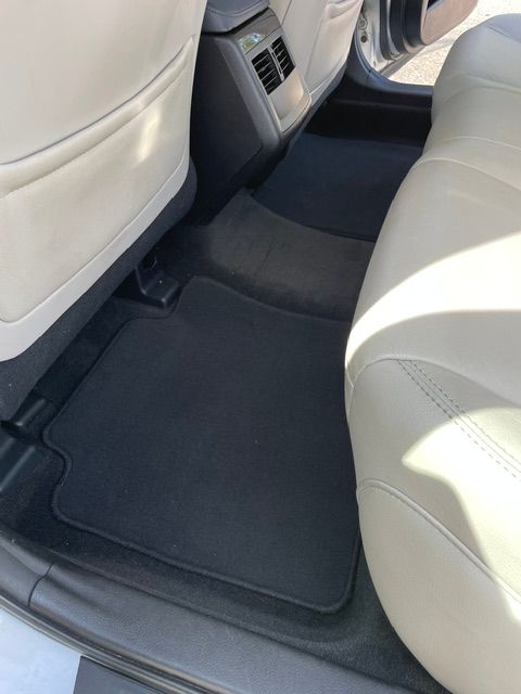 Used 2013 Toyota Avalon XLE Touring FWD image 12