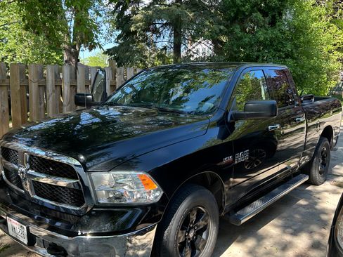 Used 2014 RAM 1500 Classic SLT w/ Protection Group AWD/4WD image 6