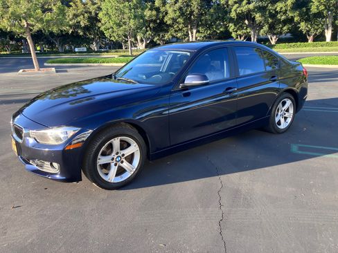 Used 2012 BMW 328i Sedan RWD image 1
