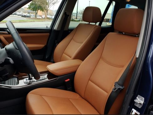 Used 2017 BMW X3 xDrive28i image 6