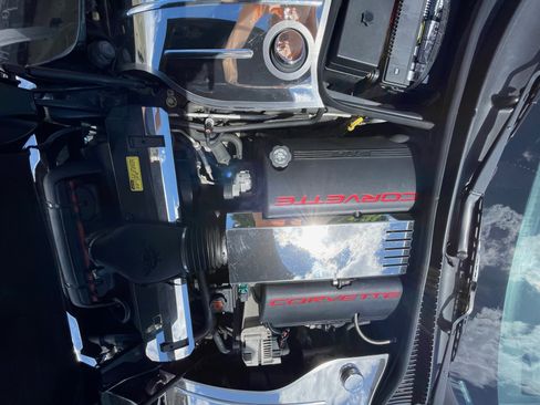 Used 2000 Chevrolet Corvette Convertible RWD image 6