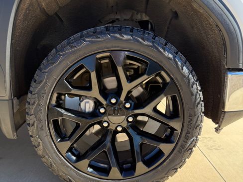 Used 2020 GMC Sierra 1500 SLT image 8