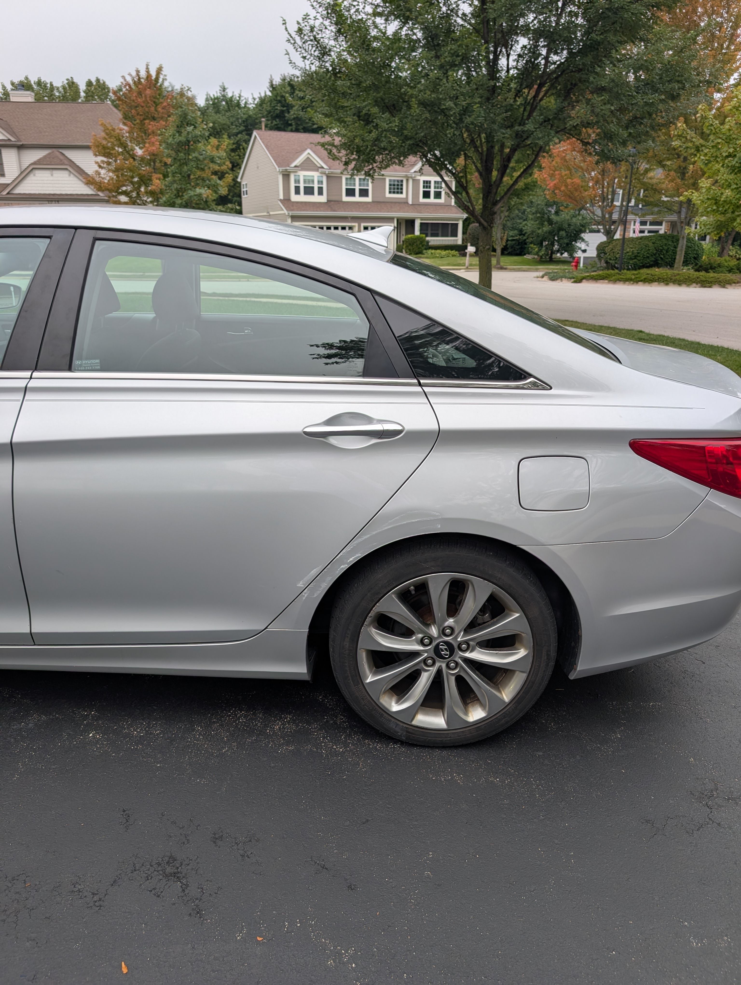 Used 2011 Hyundai Sonata SE FWD image 9