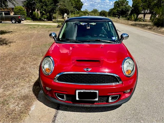 Used 2011 MINI Cooper S FWD image 2