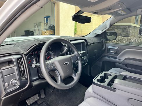 Used 2018 Chevrolet Silverado 1500 Custom w/ Custom Value Package image 21