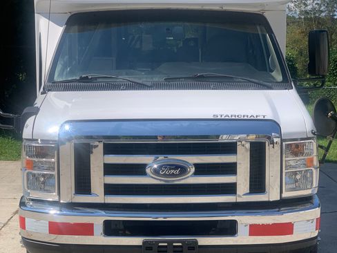 Used 2019 Ford E-350 and Econoline 350 Super Duty w/ Shuttle Bus Prep Package image 1