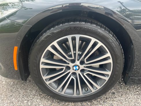 Used 2018 BMW 540i xDrive AWD/4WD image 11