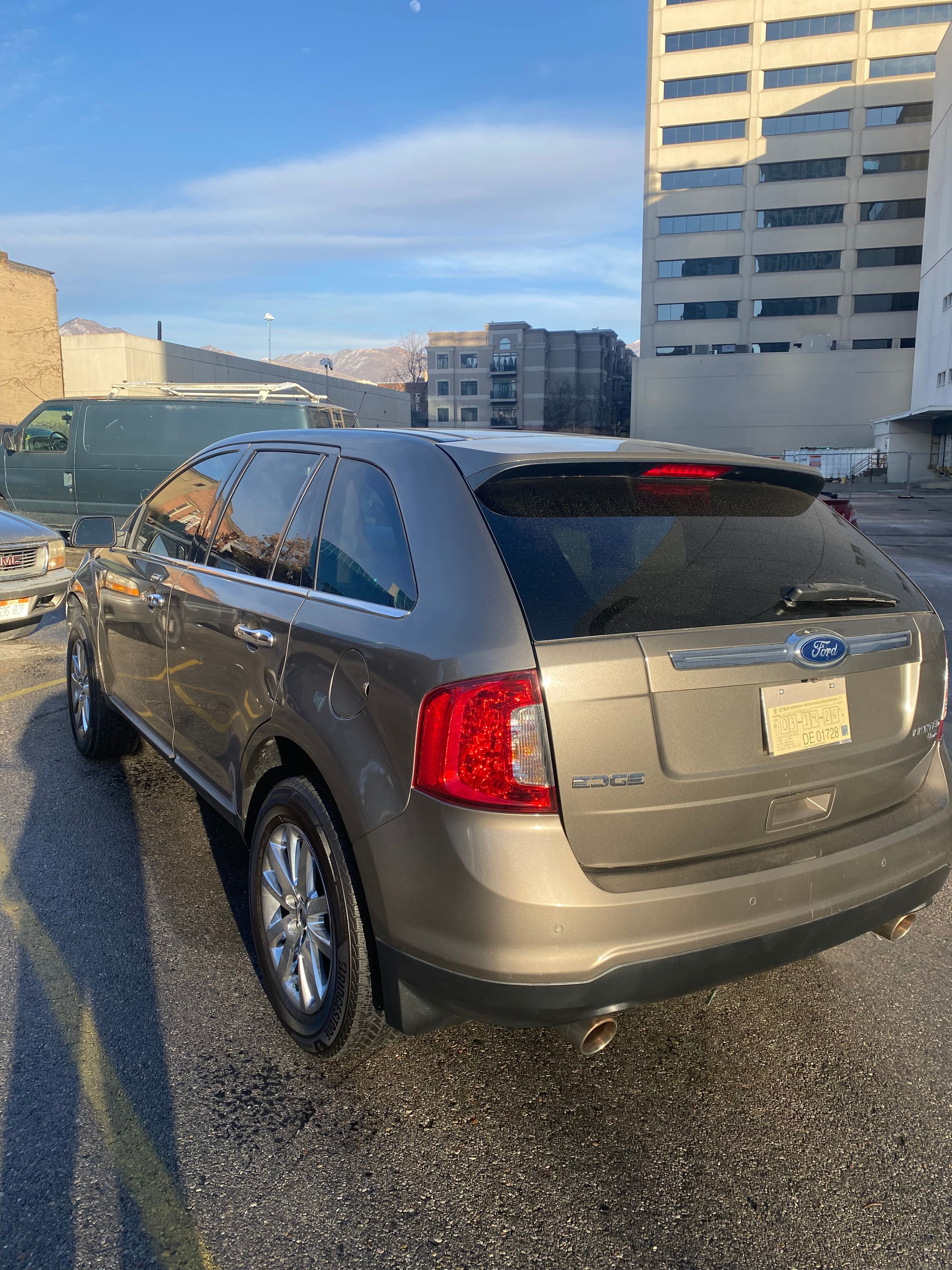 Used 2013 Ford Edge Limited AWD/4WD image 6