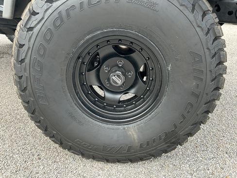 Used 2005 Jeep Wrangler Unlimited Rubicon w/ Sahara Edition Group image 13