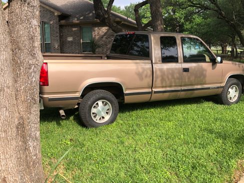 Used 1997 Chevrolet Silverado 1500 2WD Extended Cab w/ Preferred Equipment Group 2 image 1