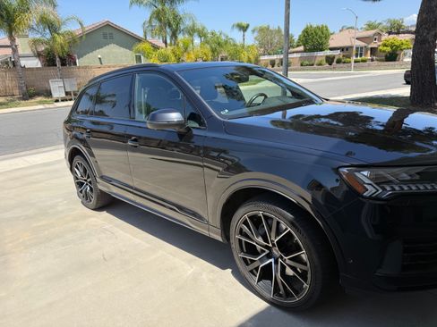 Used 2021 Audi Q7 3.0T Prestige w/ Prestige Package AWD/4WD image 4