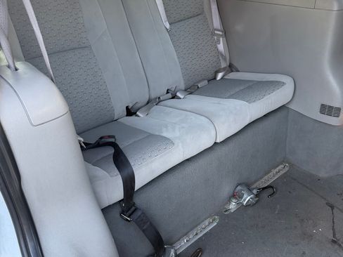 Used 2008 Chevrolet Uplander LS w/ Climate Package FWD image 12