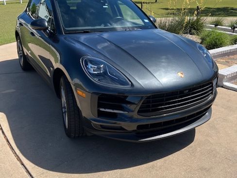 Used 2021 Porsche Macan S image 1