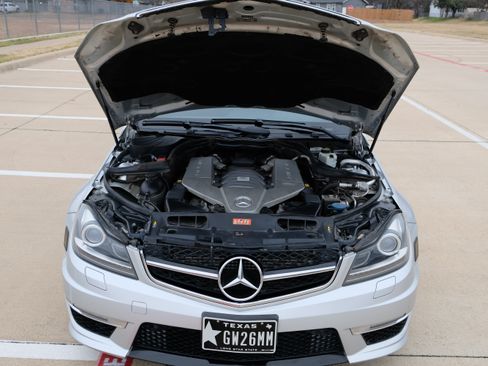 Used 2012 Mercedes-Benz C 63 AMG Coupe image 27