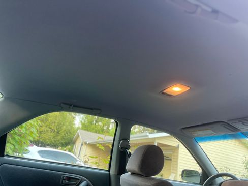 Used 1999 Toyota Camry XLE FWD image 8