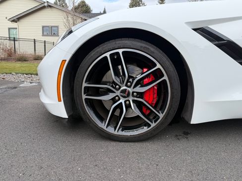 Used 2015 Chevrolet Corvette Stingray Coupe w/ 3LT Preferred Equipment Group image 22