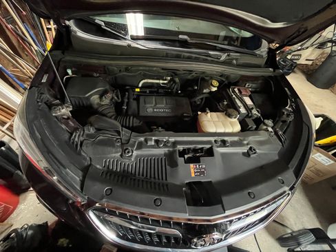 Used 2017 Buick Encore Essence AWD/4WD image 27