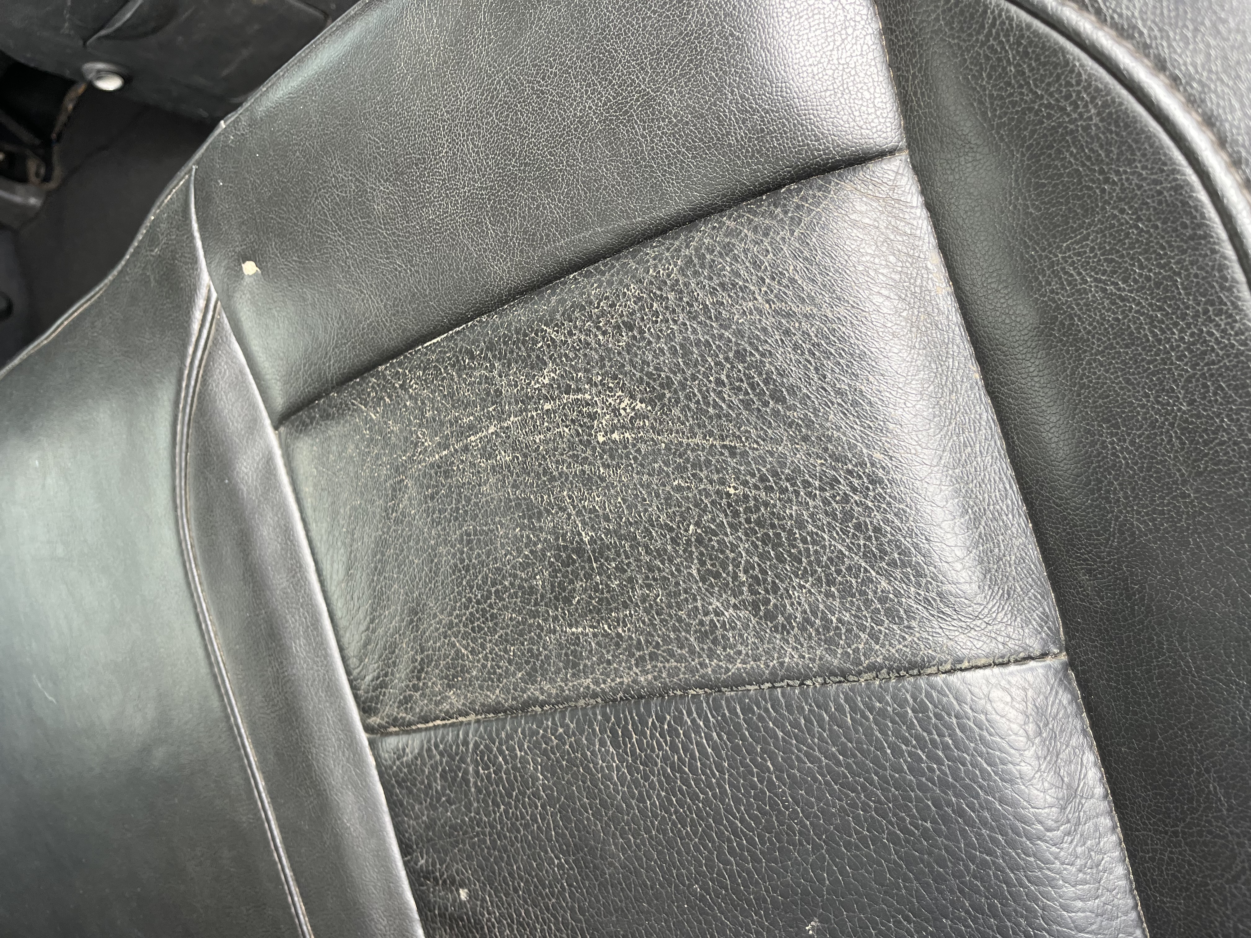 Used 2010 Nissan Titan XE AWD/4WD image 18