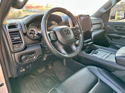 Used 2022 RAM 1500 Limited w/ Night Edition image 11