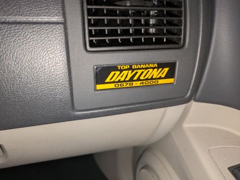 Used 2006 Dodge Charger R/T image 21