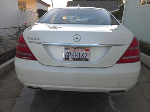 Used 2010 Mercedes-Benz S 550 image 5