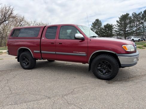 Used 2002 Toyota Tundra SR5 image 2