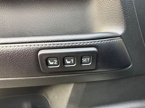 Used 2018 Toyota 4Runner Limited image 24