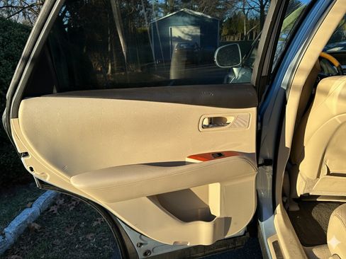 Used 2010 Lexus RX 350 AWD image 15