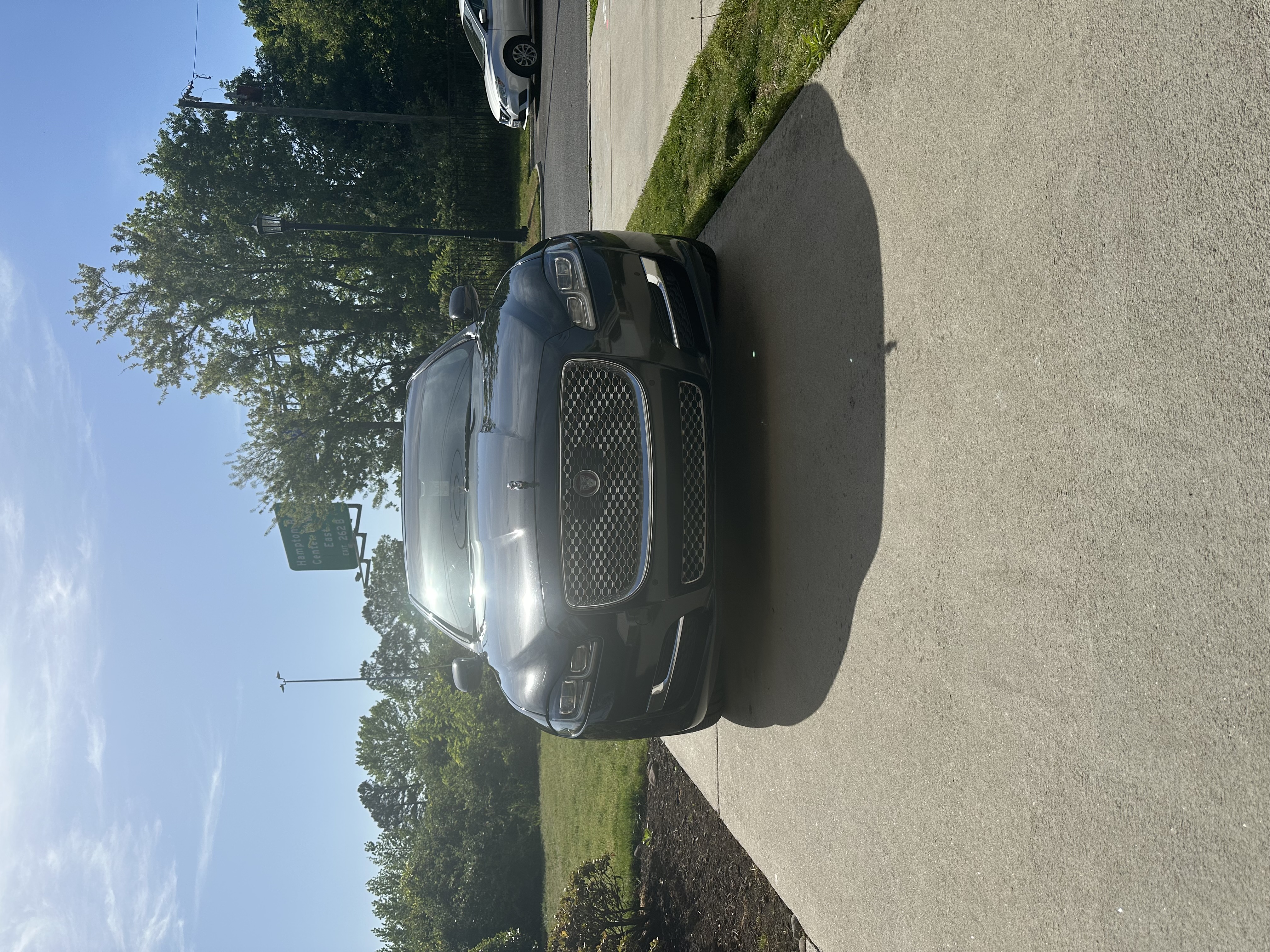 Used 2017 Jaguar XJ L Portfolio AWD/4WD image 4