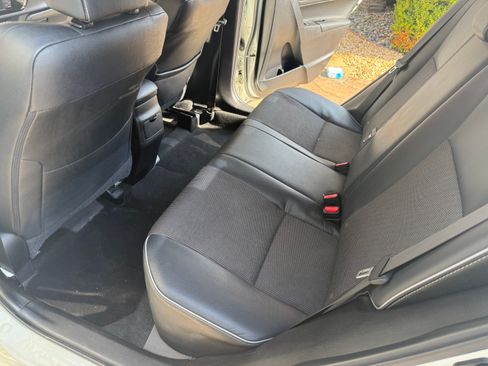 Used 2014 Toyota Corolla S image 8