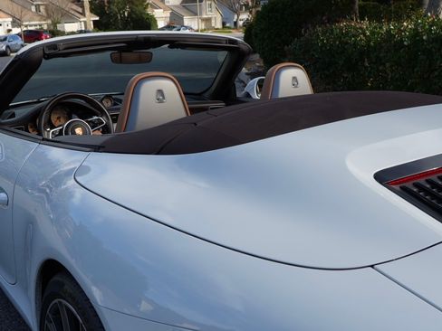 Used 2017 Porsche 911 Carrera S image 16