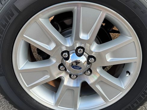 Used 2013 Ford F150 Lariat w/ Luxury Equipment Group image 19