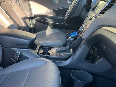 Used 2018 Hyundai Santa Fe Sport image 9