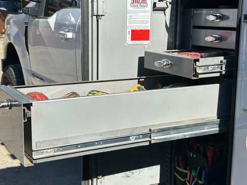 Used 2018 Ford F250 Lariat w/ Lariat Value Package image 6