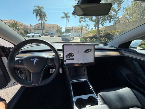 Used 2022 Tesla Model 3 Performance image 10