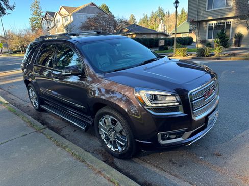 Used 2016 GMC Acadia Denali AWD/4WD image 2