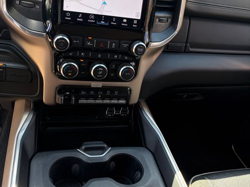 Used 2022 RAM 3500 Laramie image 20