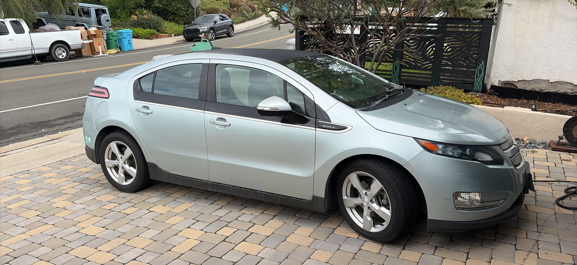 Used 2012 Chevrolet Volt FWD image 6