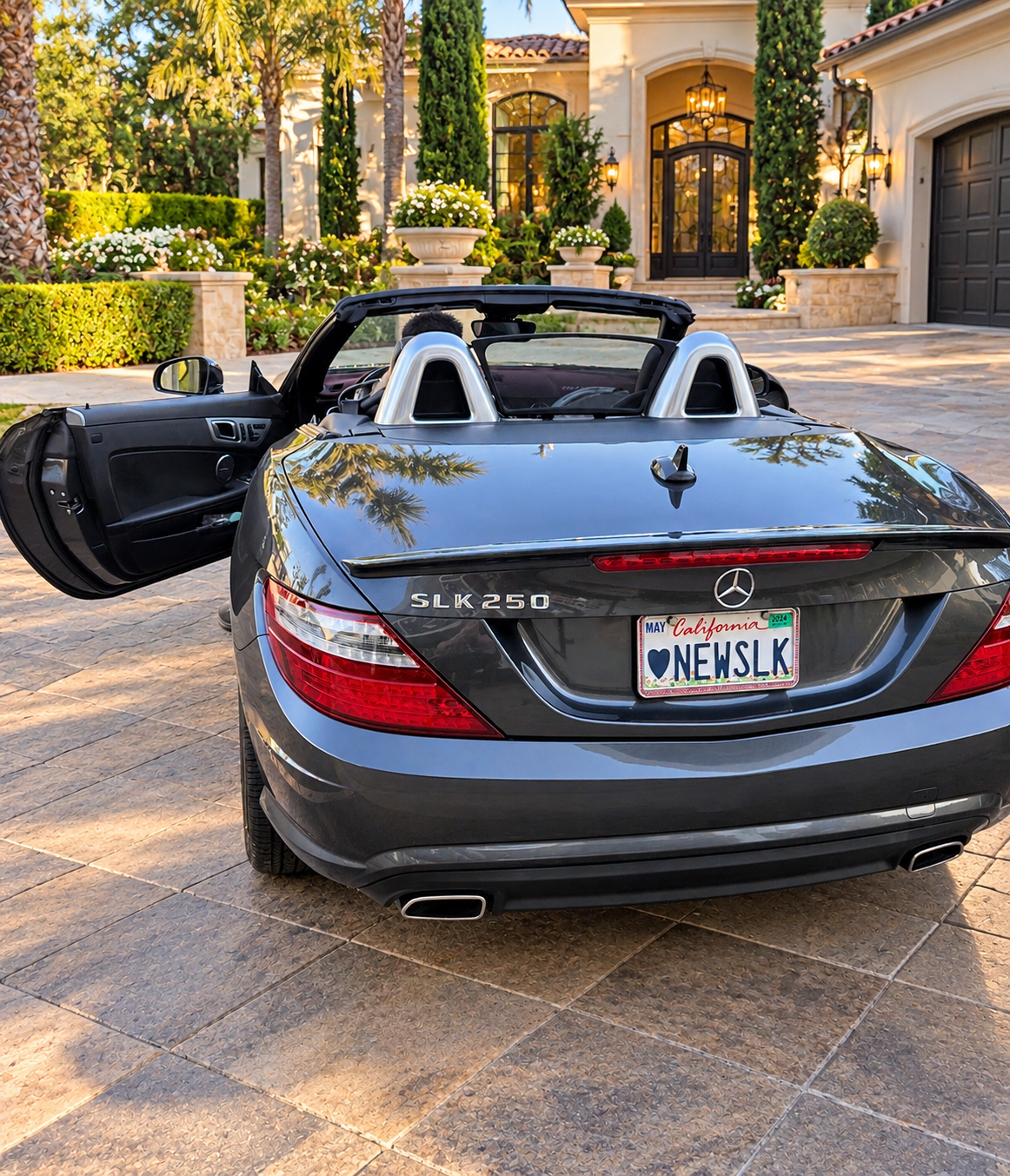 Used 2014 Mercedes-Benz SLK 250 image 4
