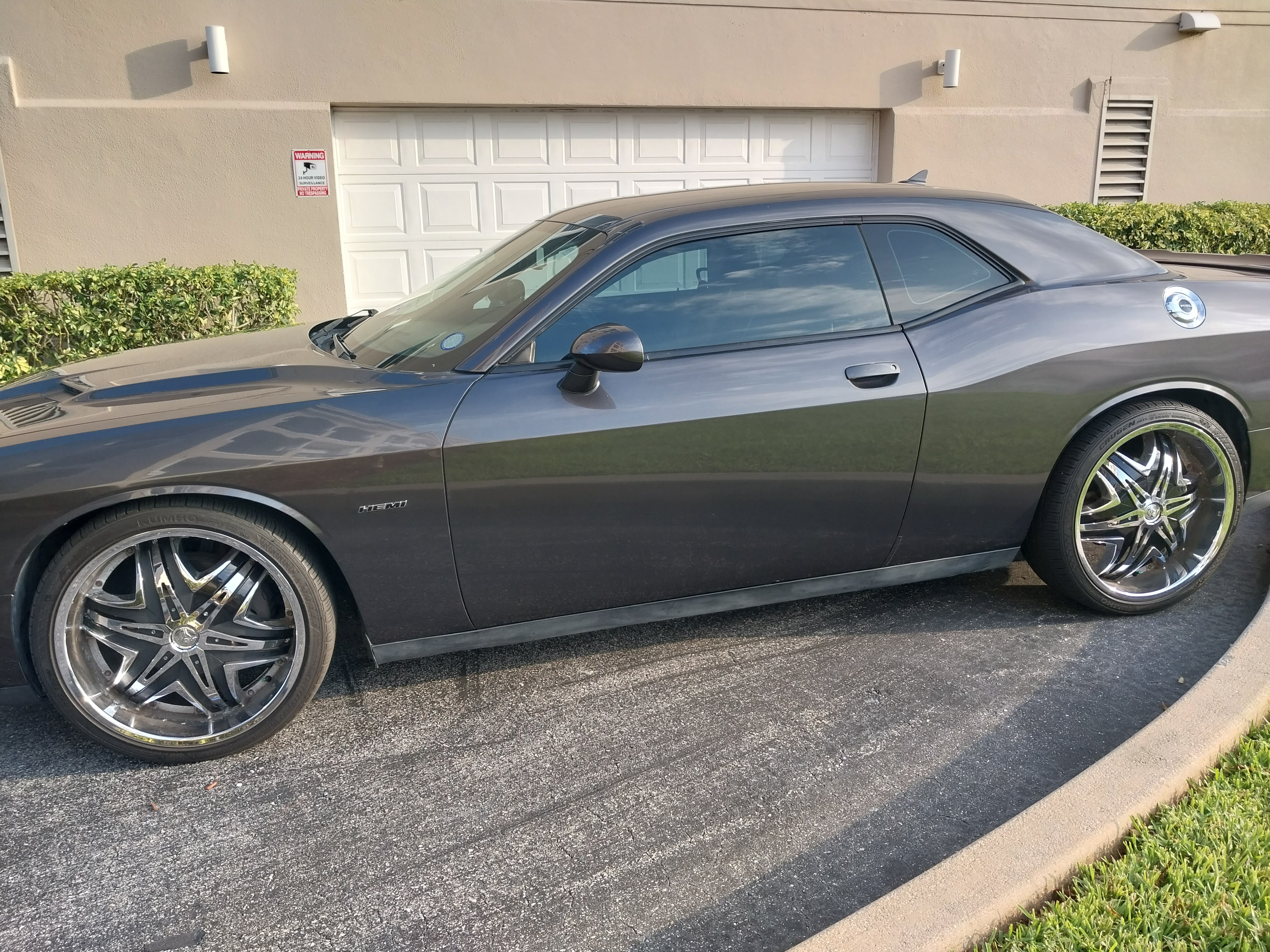 Used 2015 Dodge Challenger R/T Plus RWD image 10