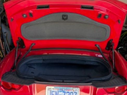 Used 2014 Jaguar F-TYPE Convertible RWD image 8