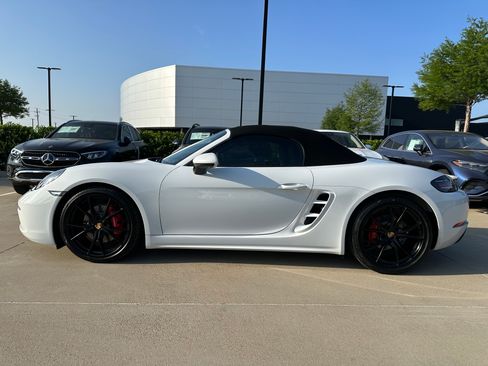 Used 2023 Porsche 718 Boxster S image 11