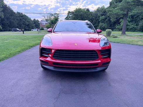 Used 2020 Porsche Macan AWD/4WD image 8