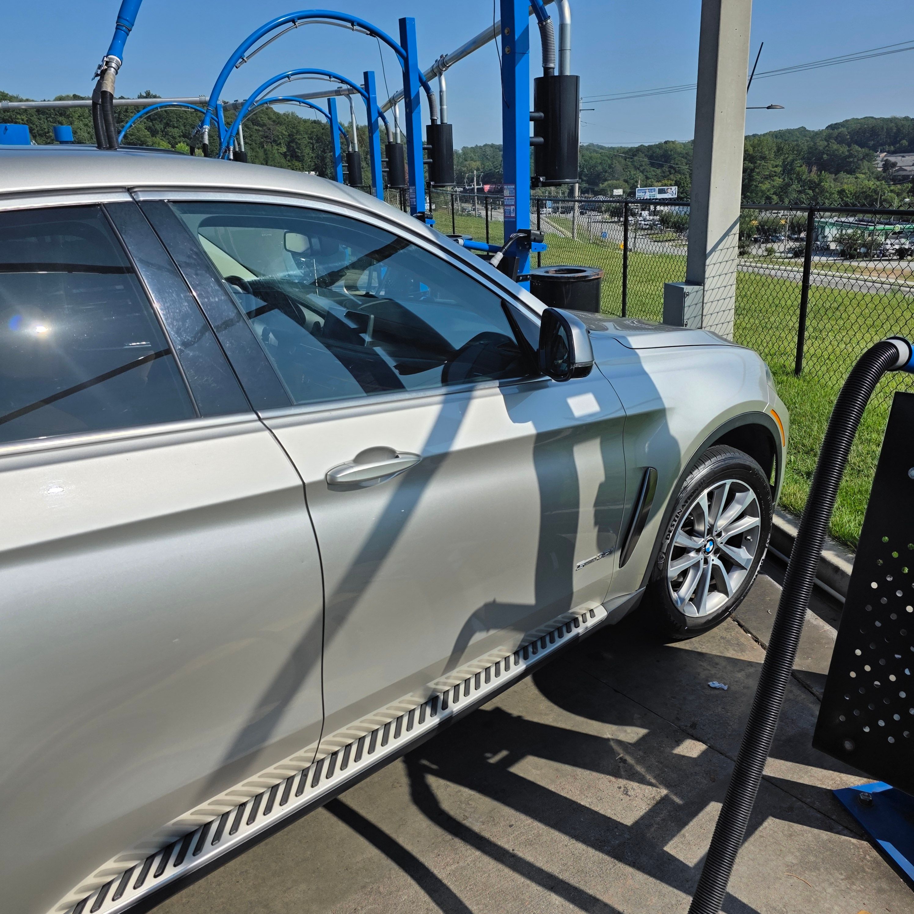 Used 2015 BMW X6 sDrive35i RWD image 26