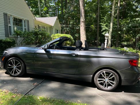 Used 2020 BMW 230i xDrive Convertible w/ Premium Package AWD/4WD image 5