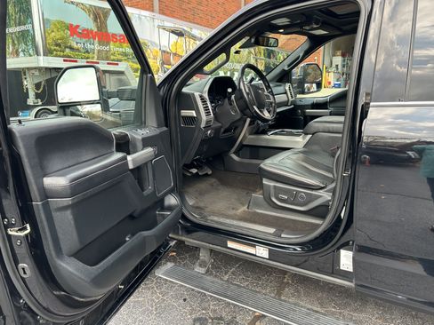 Used 2018 Ford F450 Platinum w/ Platinum Ultimate Package image 10