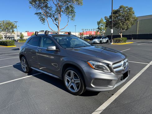 Used 2017 Mercedes-Benz GLA 250 4MATIC image 1